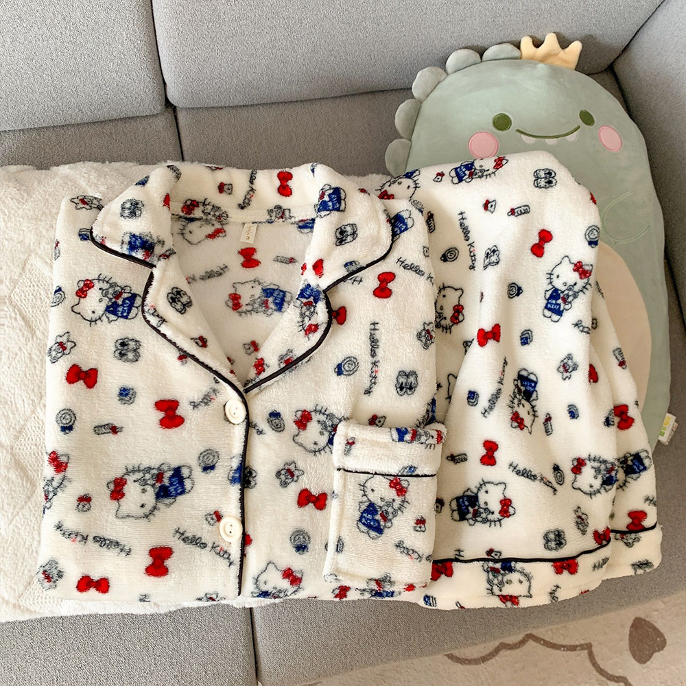 Sanrio Hello Kitty Flannel Wom - Textiles For Home ulasan dan harga